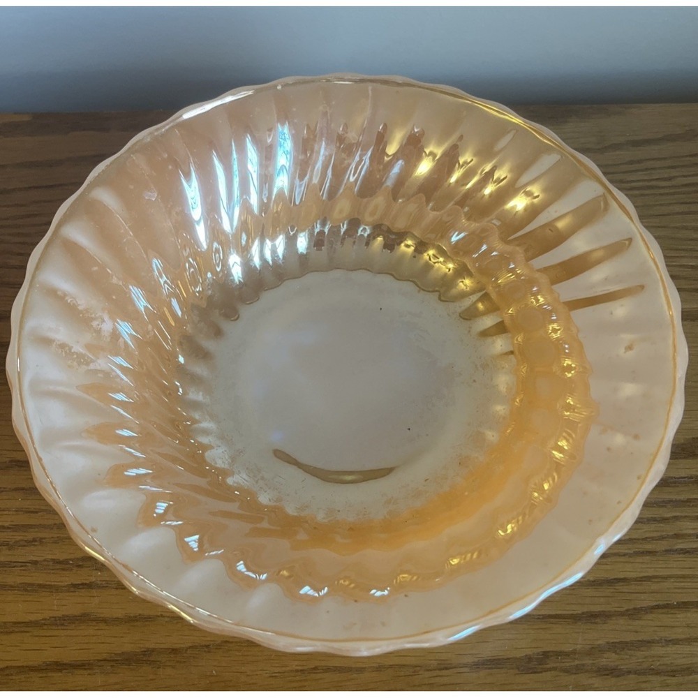 Vintage Anchor Hocking Fire King Peach Lustre Pattern Serving Bowl 8.5 inch READ